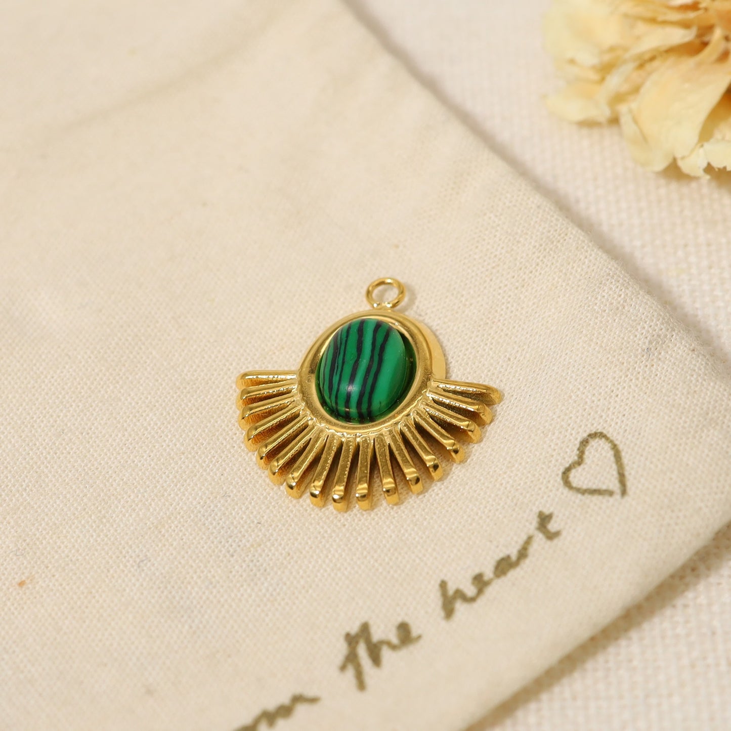 Stonewoven Gem Pendant