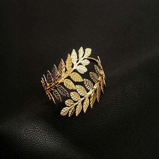 Golden Laurel Armlet