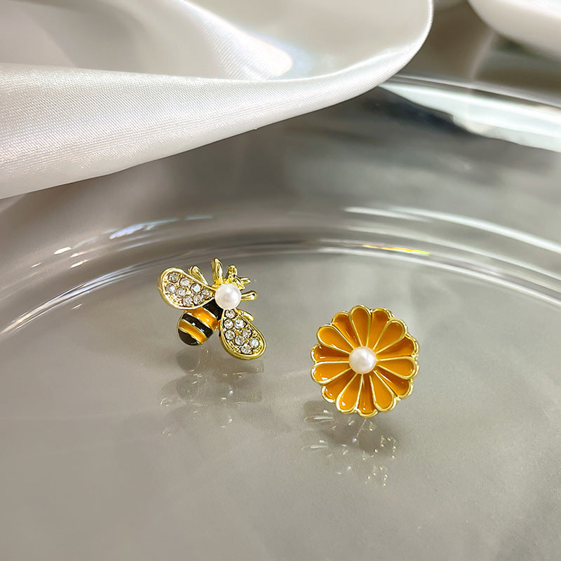 Bee & Bloom Studs