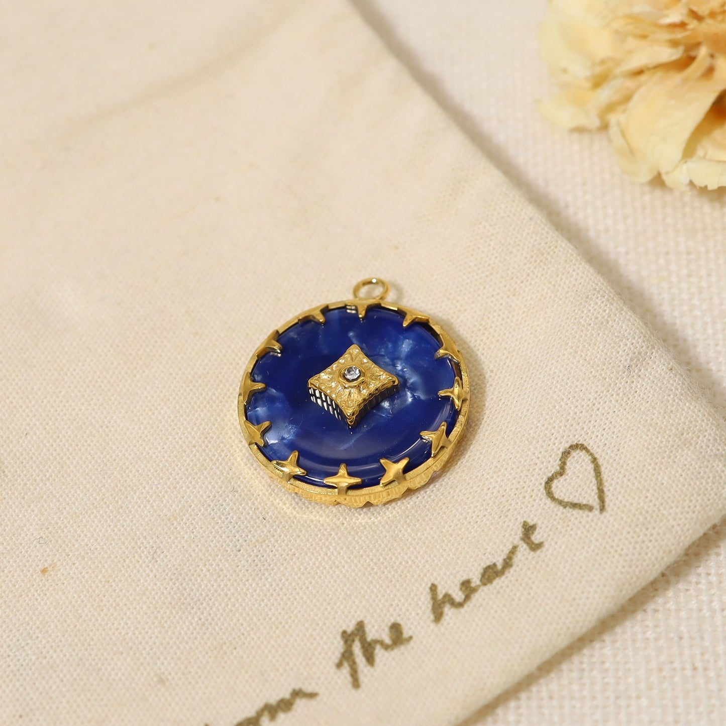 Stonewoven Gem Pendant
