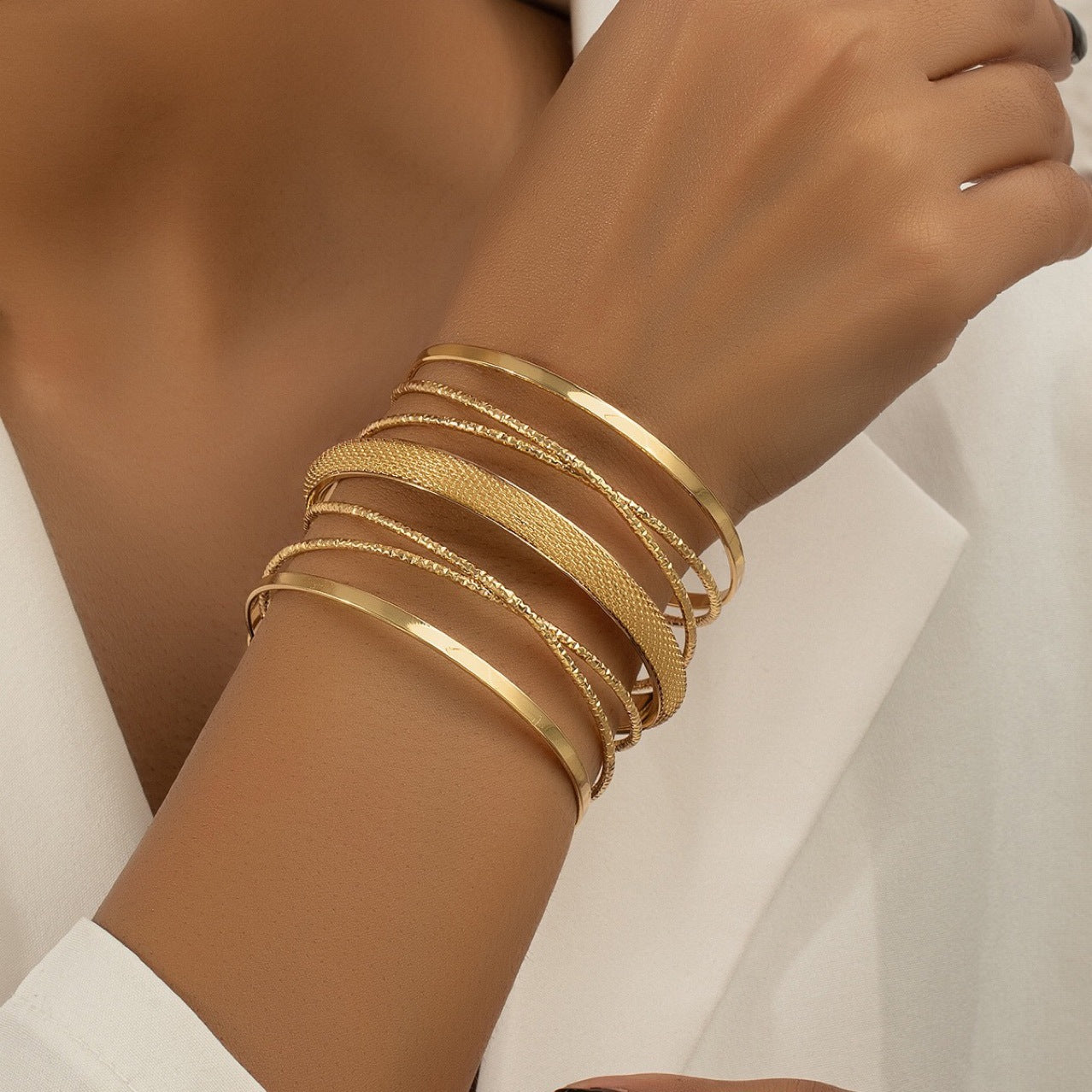 Gold Pulse Bracelet
